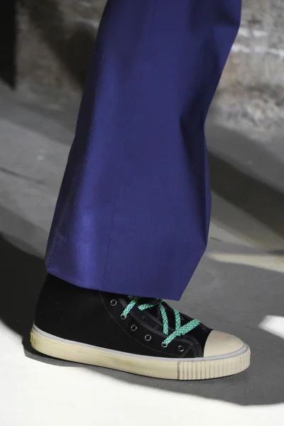 Look 2
